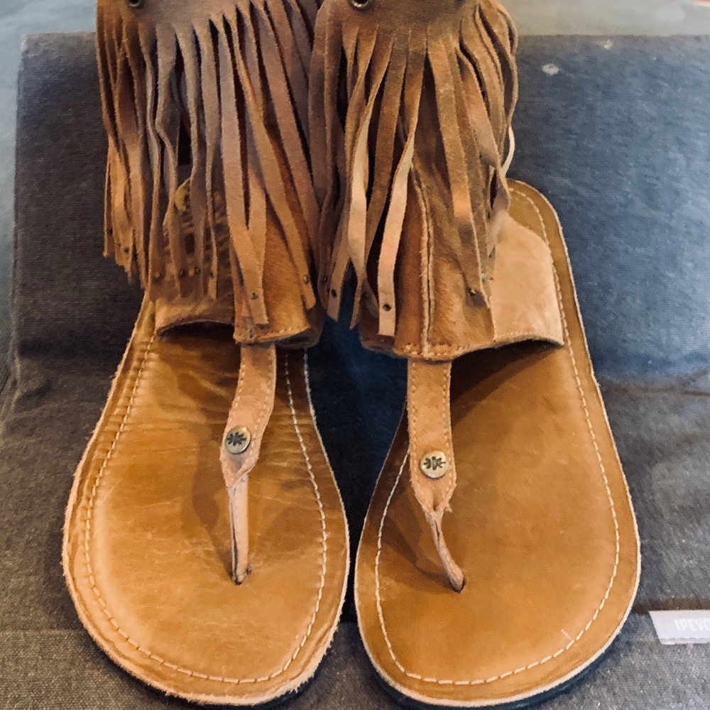 KOOLABURRA sandal Size 7.5